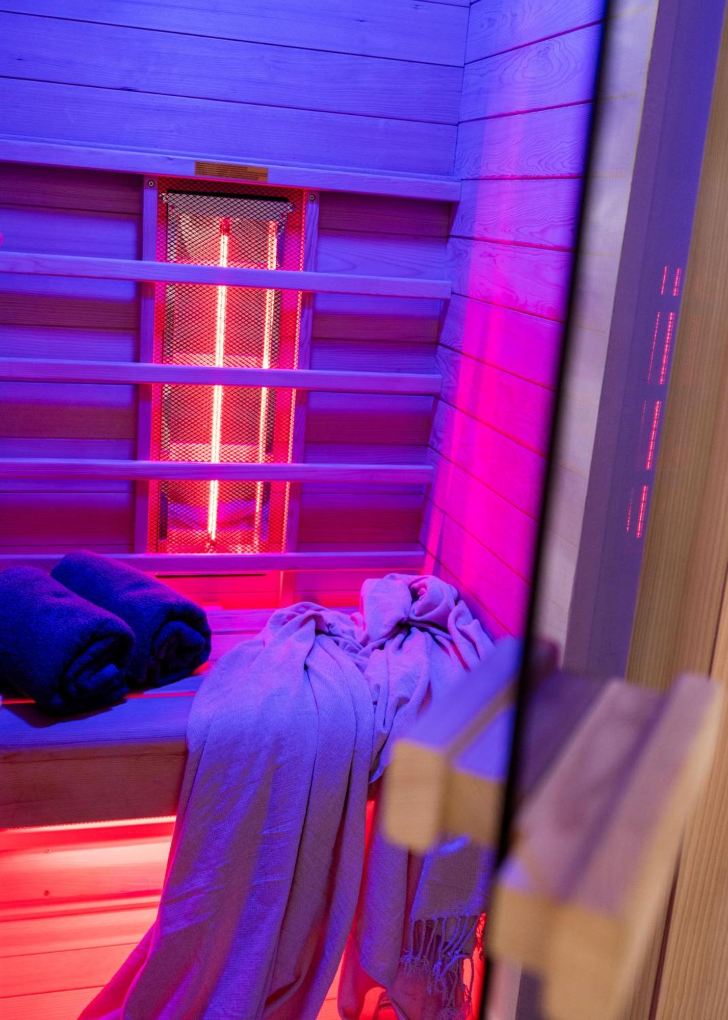 Wellness Retreat With Sauna & Jacuzzi - 1 Min To Opera Budapeşte Dış mekan fotoğraf